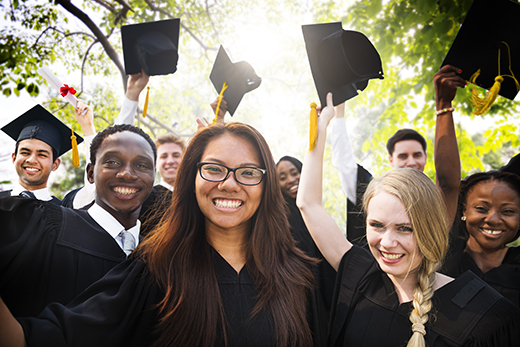 Latinos Hacia la Universidad