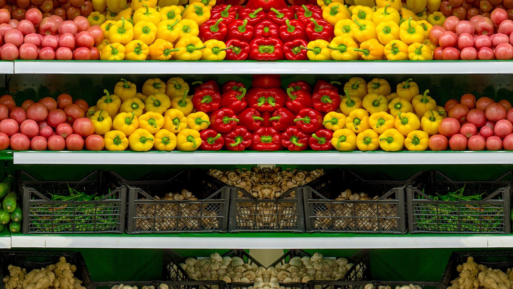 Fresh vegetables at a supermarket.